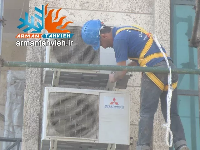 نصب کولر گازی میتسوبیشی MITSUBISHI